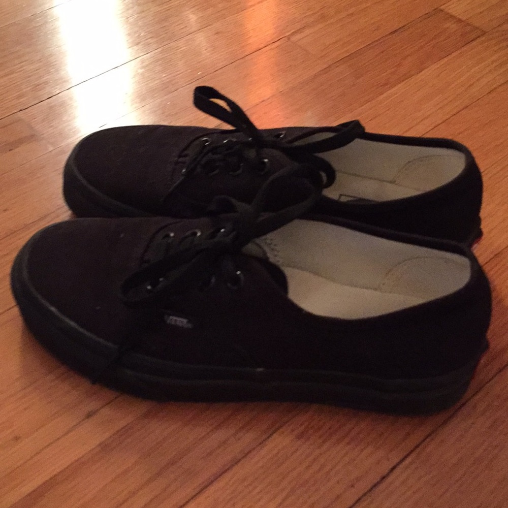 Vans Core Classics Authentic Black Low Top
